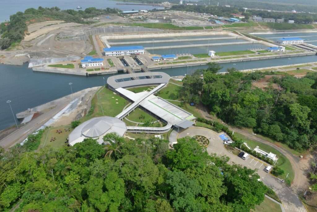 Centro de Visitantes de Agua Clara